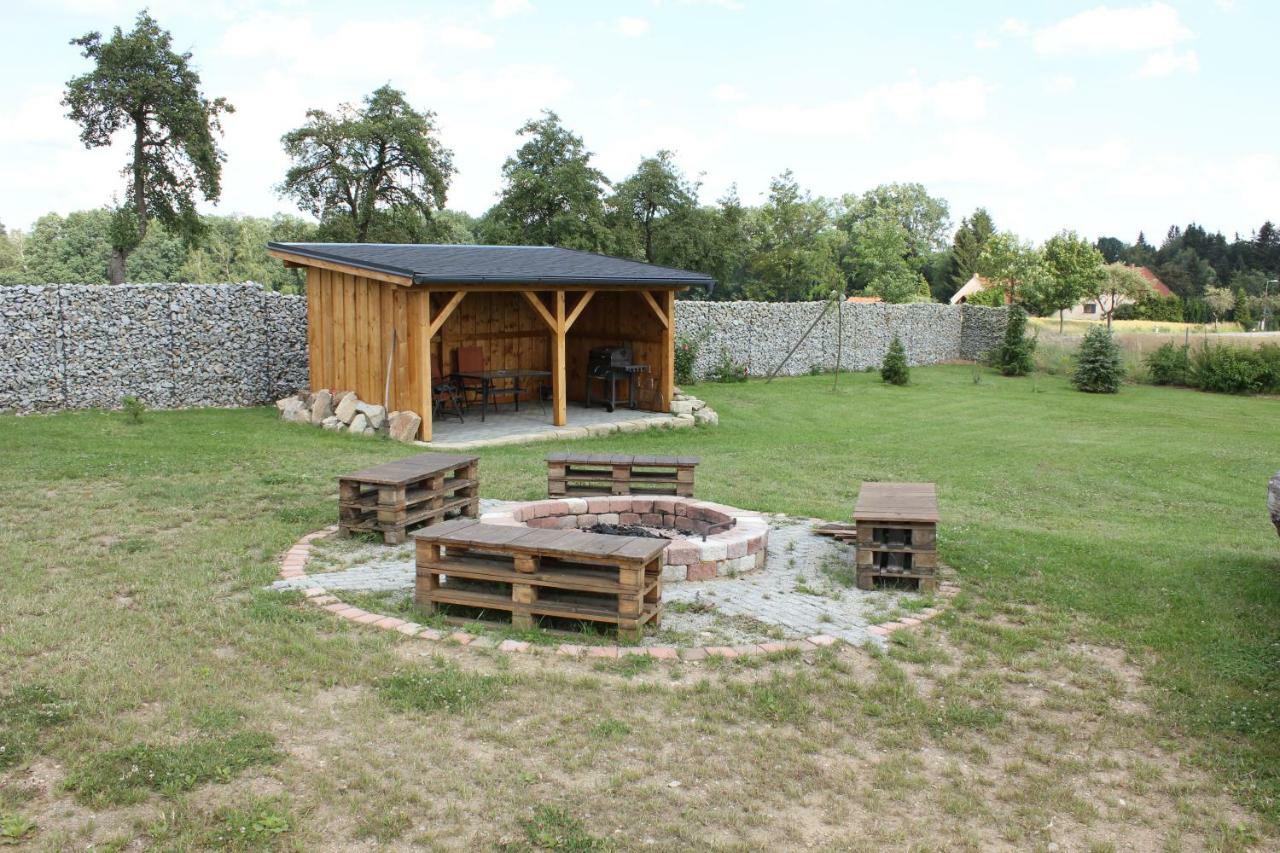Penzion Na Samotách Jindrichuv Hradec Exterior foto